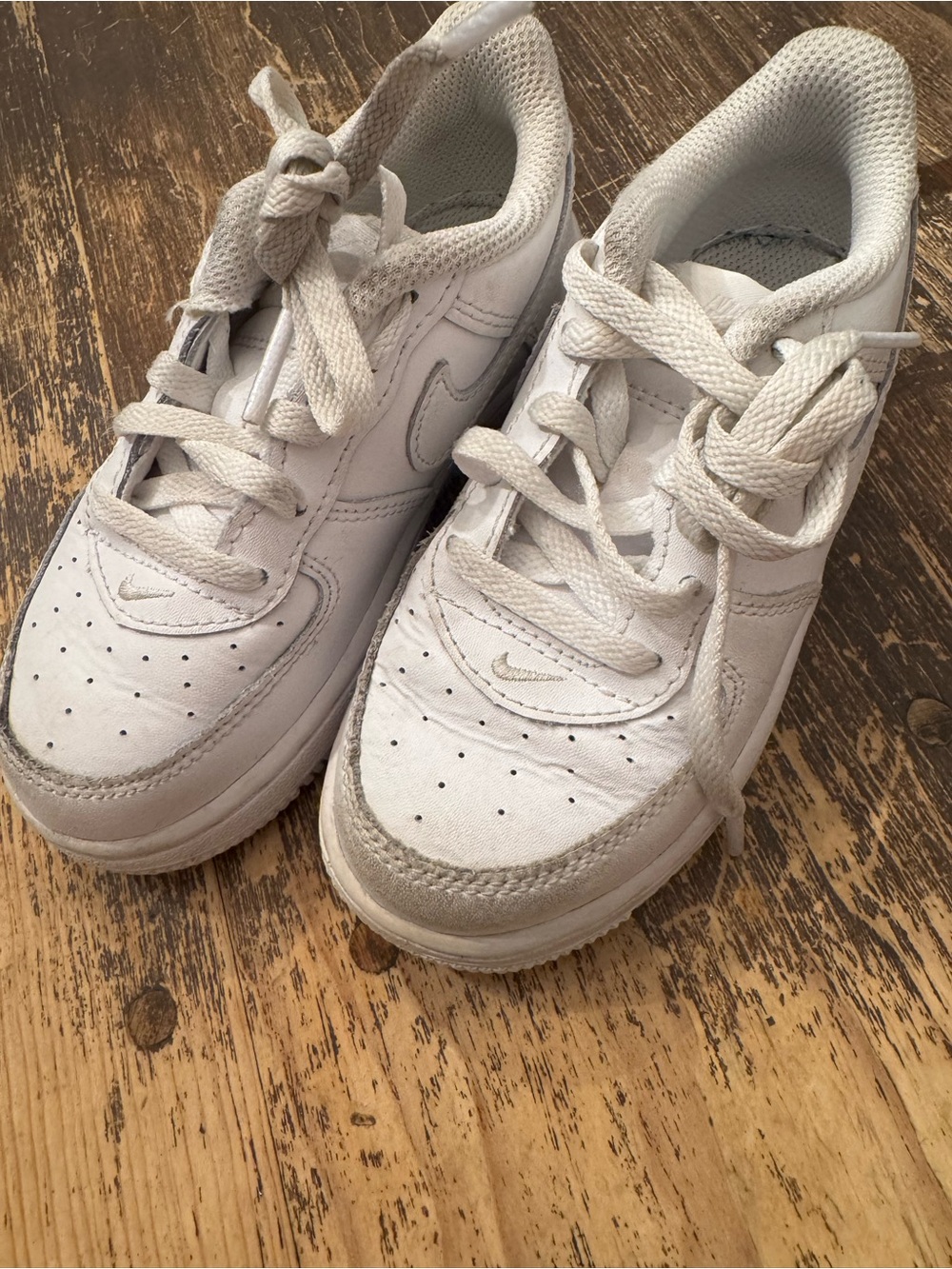 Nike Kids Air Force 1 White Low-Top Leather Sneakers size 9